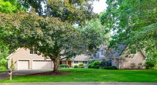 39 Wiltshire Drive, Lincolnshire, IL 60069