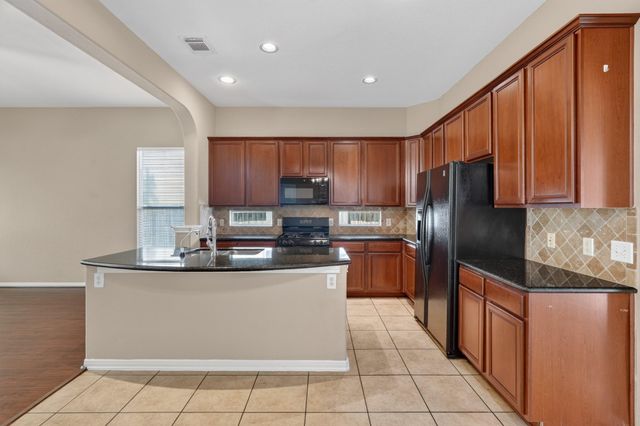 138 Zephyr Bend Place, The Woodlands, TX 77381
