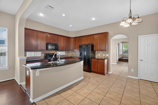 138 Zephyr Bend Place, The Woodlands, TX 77381