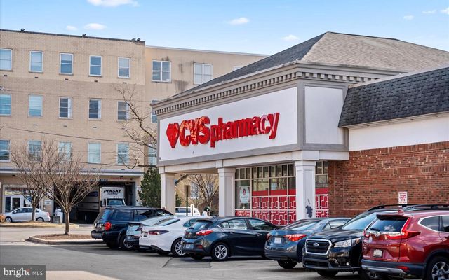 6605 3RD ST NW, Washington, DC 20012