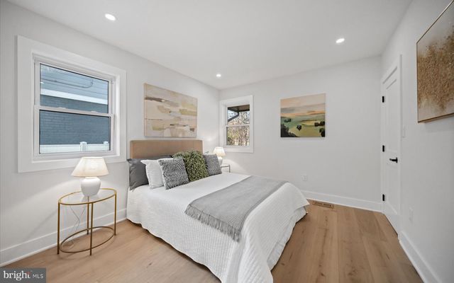 6605 3RD ST NW, Washington, DC 20012