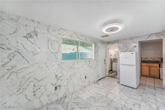 323 Beaumont Street, Las Vegas, NV 89106