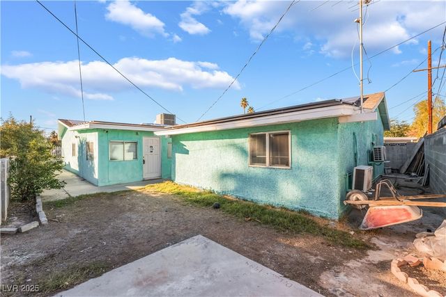 323 Beaumont Street, Las Vegas, NV 89106