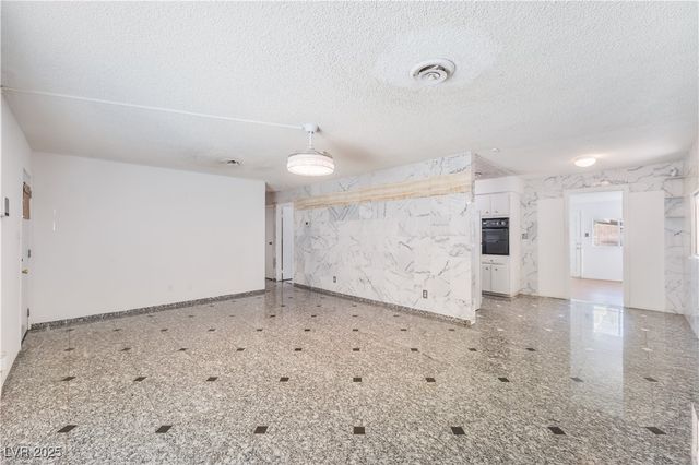 323 Beaumont Street, Las Vegas, NV 89106