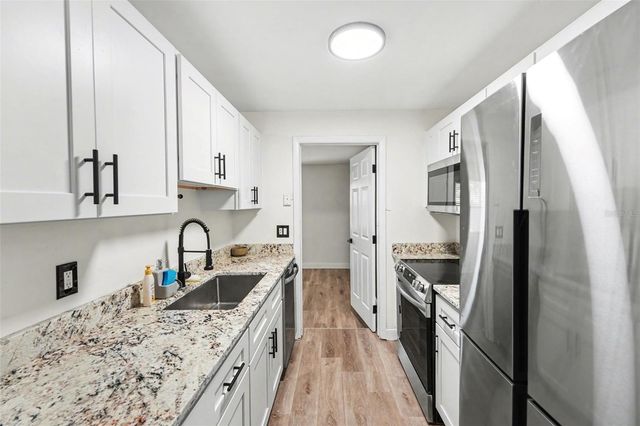 9346 89TH AVE, Seminole, FL 33777