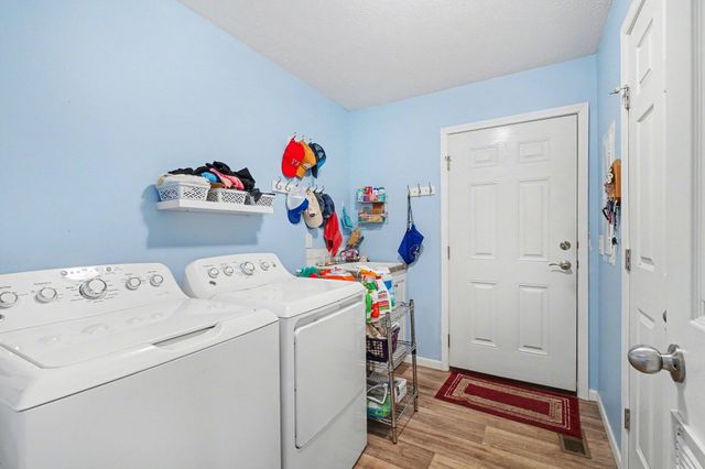 5300 Beardsley Court, Richland Twp, MI 49004