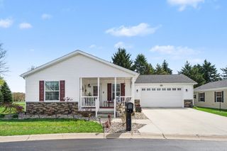 5300 Beardsley Court, Richland Twp, MI 49004