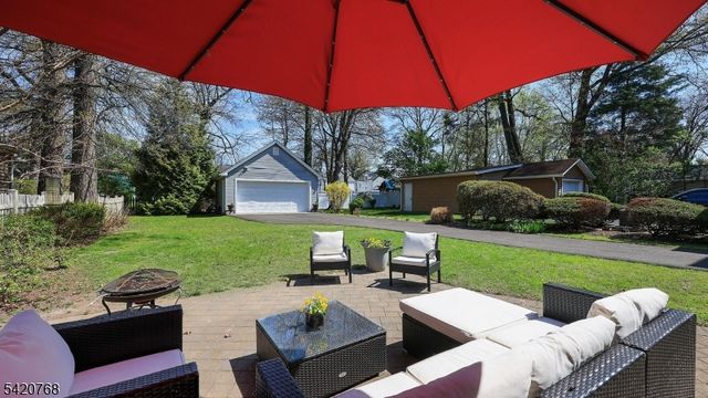 24 Greaves Pl, Cranford Twp., NJ 07016