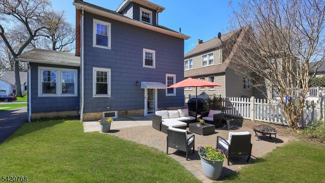24 Greaves Pl, Cranford Twp., NJ 07016