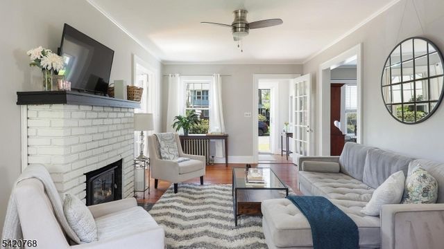 24 Greaves Pl, Cranford Twp., NJ 07016