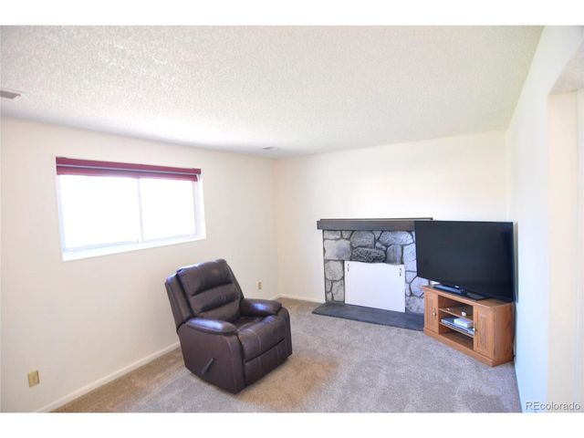 1109 Lilac St, Broomfield, CO 80020