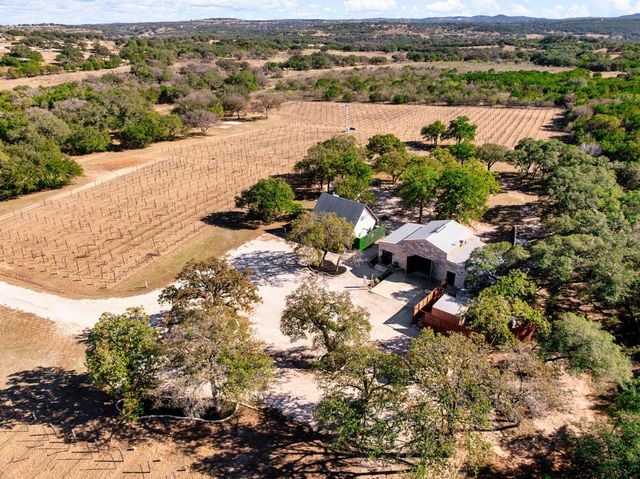 25711 Hamilton Pool RD, Round Mountain, TX 78663