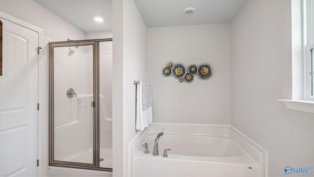 112 Sidney Ruth Drive, New Market, AL 35761