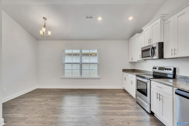 112 Sidney Ruth Drive, New Market, AL 35761
