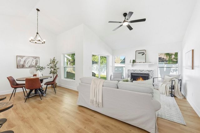 12717 DUNHILL DRIVE, Tampa, FL 33624