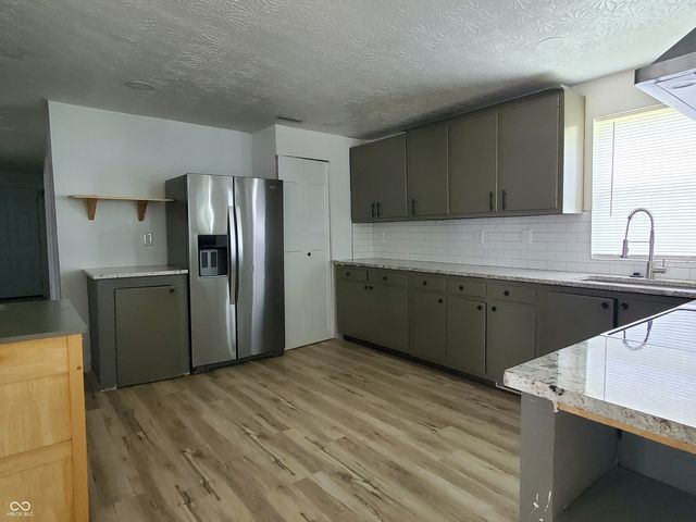 3112 S Lockburn Street, Indianapolis, IN 46221