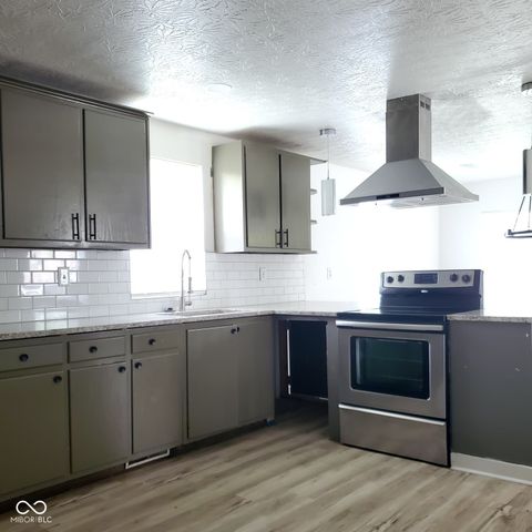 3112 S Lockburn Street, Indianapolis, IN 46221