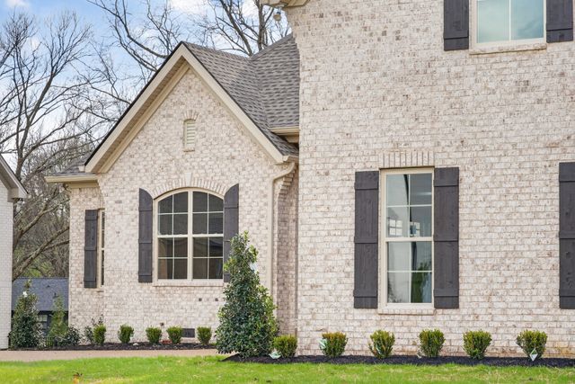 124 Scarsdale Dr, S, Hendersonville, TN 37075