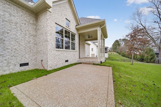 124 Scarsdale Dr, S, Hendersonville, TN 37075