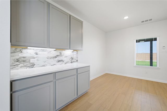 416 Bronco Drive, Waxahachie, TX 75165