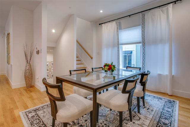 4223 Holland Avenue 102, Dallas, TX 75219