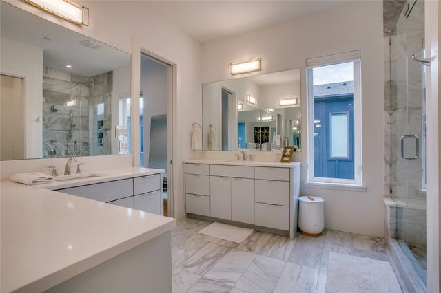 4223 Holland Avenue 102, Dallas, TX 75219