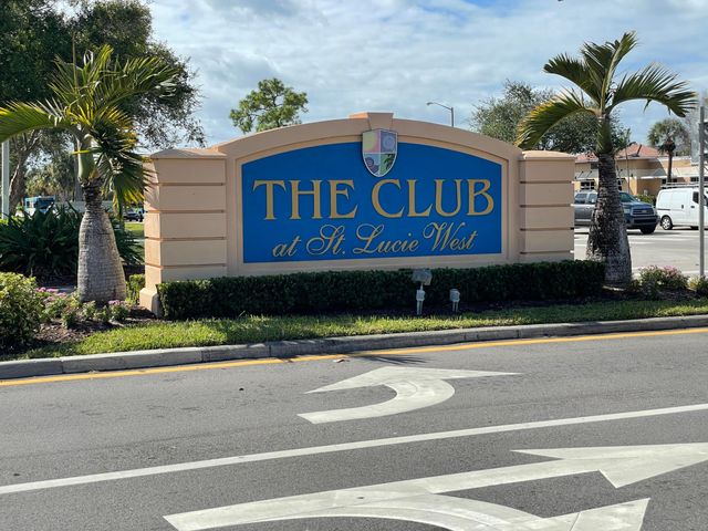 241 SW Palm Dr Apt 203, Port St Lucie, FL 34986