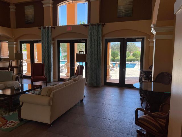 241 SW Palm Dr Apt 203, Port St Lucie, FL 34986