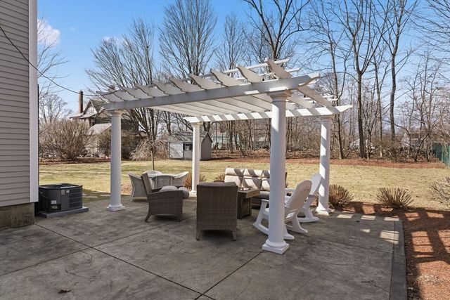 179 Pleasant Street, Framingham, MA 01701