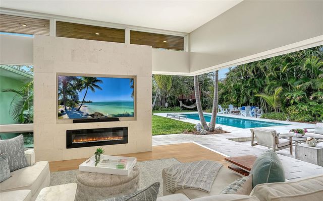 1731 CUNLIFF LANE, Sarasota, FL 34239