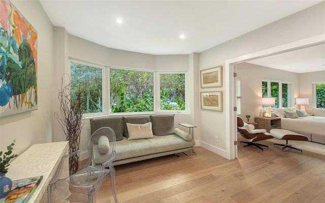 1731 CUNLIFF LANE, Sarasota, FL 34239