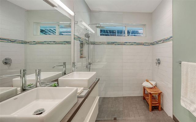 1731 CUNLIFF LANE, Sarasota, FL 34239