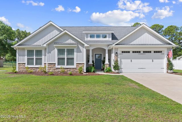 299 Boundaryline Drive NW, Calabash, NC 28467