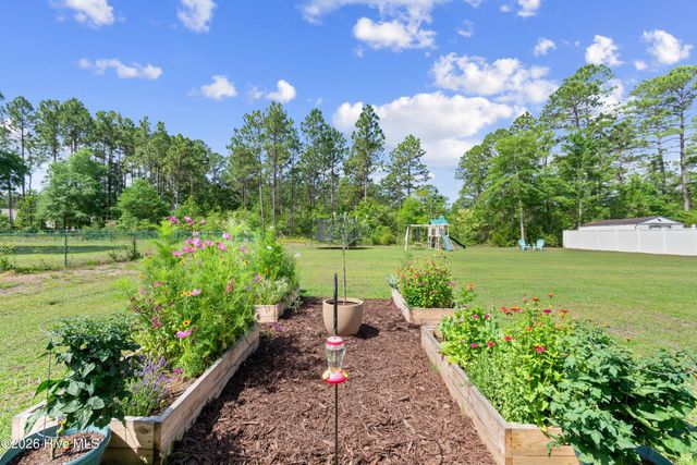 299 Boundaryline Drive NW, Calabash, NC 28467