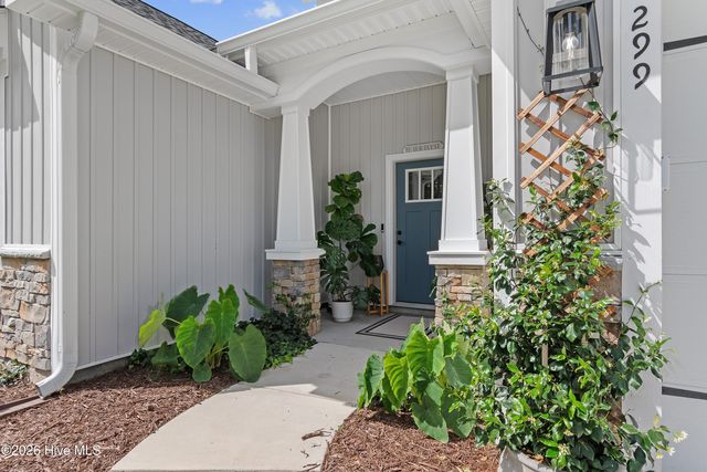 299 Boundaryline Drive NW, Calabash, NC 28467