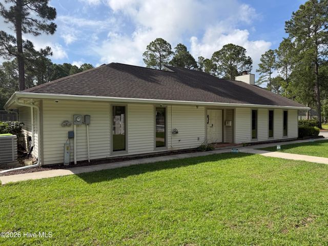 299 Boundaryline Drive NW, Calabash, NC 28467