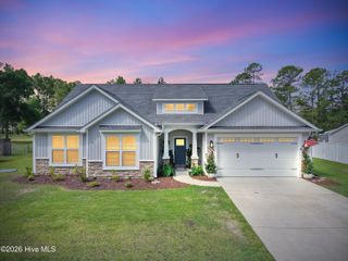299 Boundaryline Drive NW, Calabash, NC 28467