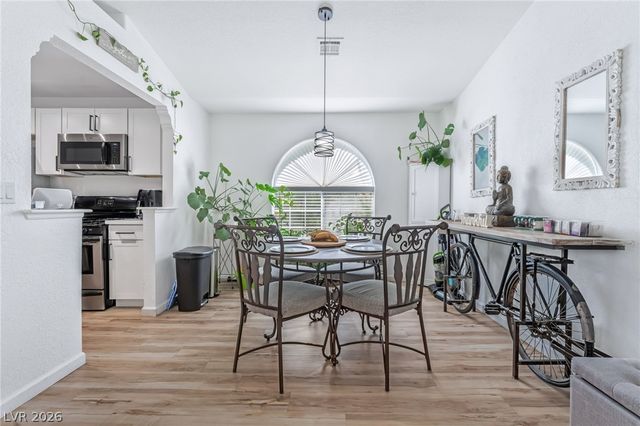 6808 Elm Creek Drive 201, Las Vegas, NV 89108