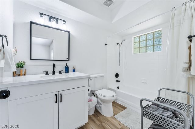 6808 Elm Creek Drive 201, Las Vegas, NV 89108