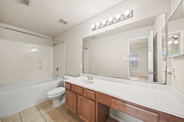 2134 Vermillion Oak Street, Fresno, TX 77545