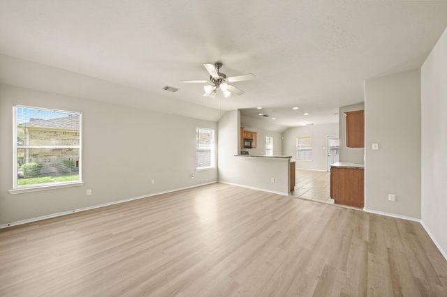 2134 Vermillion Oak Street, Fresno, TX 77545