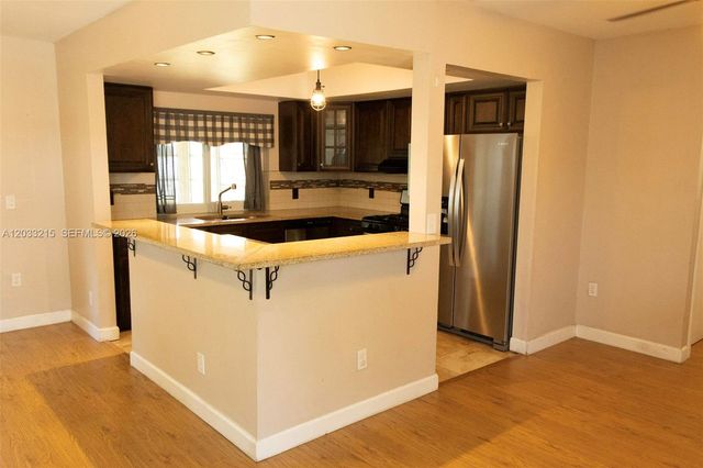 9880 NW 24th Place, Sunrise, FL 33322
