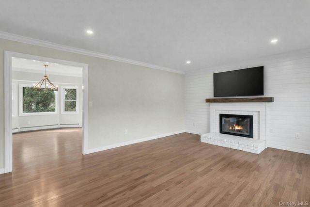 76 Maple Street, Blue Point, NY 11715