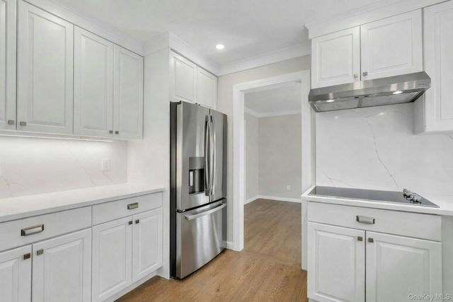 76 Maple Street, Blue Point, NY 11715