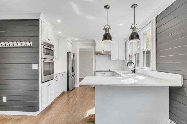 76 Maple Street, Blue Point, NY 11715