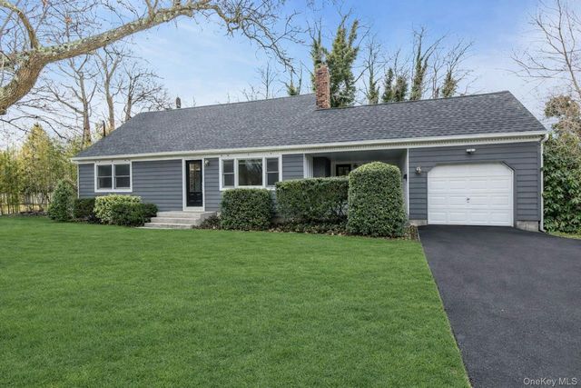 76 Maple Street, Blue Point, NY 11715