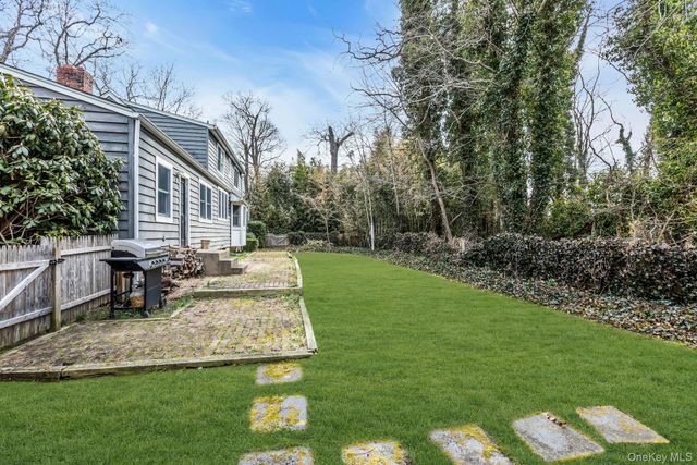 76 Maple Street, Blue Point, NY 11715