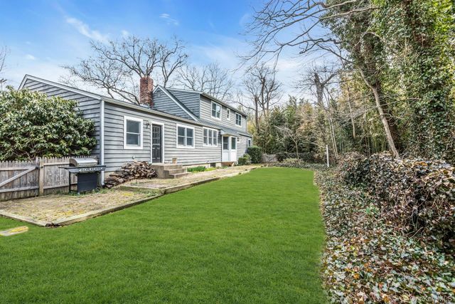 76 Maple Street, Blue Point, NY 11715