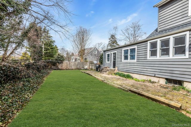 76 Maple Street, Blue Point, NY 11715