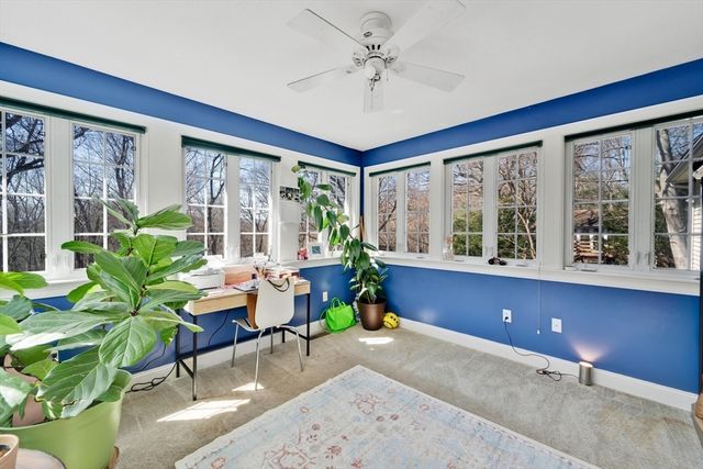 31 College View Hts, South Hadley, MA 01075